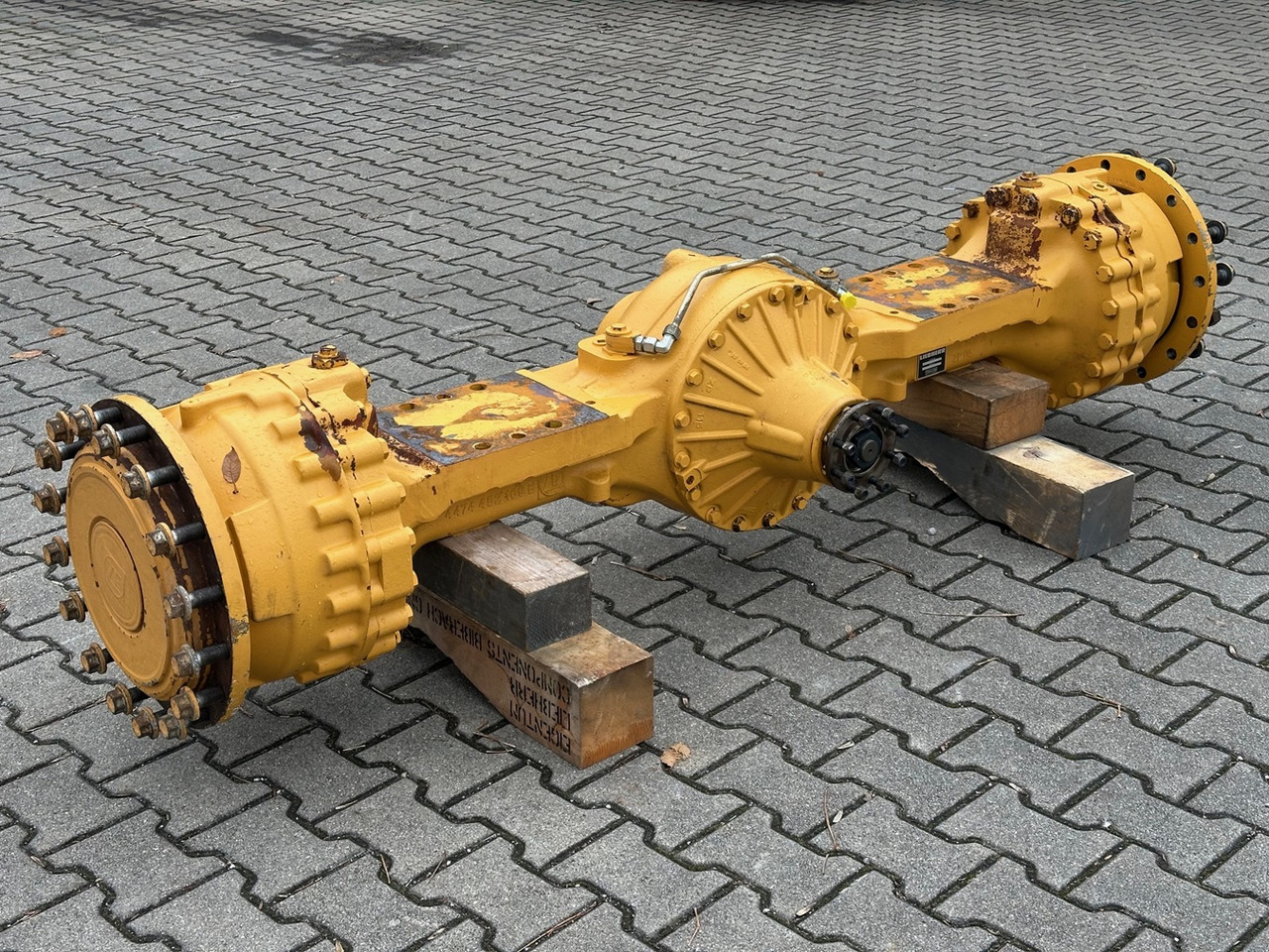 LIEBHERR Original Hinterachse-Planetenstarrachse Typ:MT-L3085. ID-Nr.10022957 – ID-Nr.10425800. L544-443, L544-445, L550-456, L554-453, L556-454. #10425800.1789310# - Задня вісь в категорії Колісні навантажувачі: фото 2 LIEBHERR Original Hinterachse-Planetenstarrachse Typ:MT-L3085. ID-Nr.10022957 – ID-Nr.10425800. L544-443, L544-445, L550-456, L554-453, L556-454. #10425800.1789310# - Задня вісь в категорії Колісні навантажувачі: фото 2