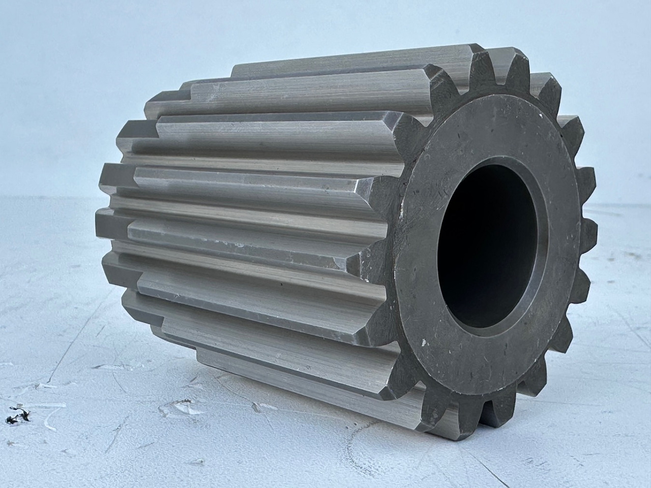 Поворотний редуктор в категорії Екскаватори LIEBHERR Original Sonnenrad ID-Nr.944220103 – ID-Nr.9442201. A954B,A954C,LH80,E954,EP954,ER954,LOS954,P954,P964,R954,R964. #944220103.05.09#: фото 6 Поворотний редуктор в категорії Екскаватори LIEBHERR Original Sonnenrad ID-Nr.944220103 – ID-Nr.9442201. A954B,A954C,LH80,E954,EP954,ER954,LOS954,P954,P964,R954,R964. #944220103.05.09#: фото 6