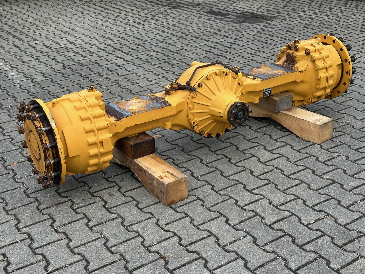 LIEBHERR Original Vorderachse-Planetenstarrachse Typ:MT-L3085/DKV-P4. ID-Nr.10022956 – ID-Nr.10045102 – ID-Nr.10425798. L544-443, L544-445, L550-456. #10425798.1791457# - Передня вісь в категорії Колісні навантажувачі: фото 2 LIEBHERR Original Vorderachse-Planetenstarrachse Typ:MT-L3085/DKV-P4. ID-Nr.10022956 – ID-Nr.10045102 – ID-Nr.10425798. L544-443, L544-445, L550-456. #10425798.1791457# - Передня вісь в категорії Колісні навантажувачі: фото 2