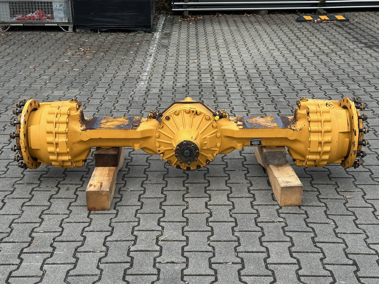 LIEBHERR Original Vorderachse-Planetenstarrachse Typ:MT-L3085/DKV-P4. ID-Nr.10022956 – ID-Nr.10045102 – ID-Nr.10425798. L544-443, L544-445, L550-456. #10425798.1791457# - Передня вісь в категорії Колісні навантажувачі: фото 1 LIEBHERR Original Vorderachse-Planetenstarrachse Typ:MT-L3085/DKV-P4. ID-Nr.10022956 – ID-Nr.10045102 – ID-Nr.10425798. L544-443, L544-445, L550-456. #10425798.1791457# - Передня вісь в категорії Колісні навантажувачі: фото 1