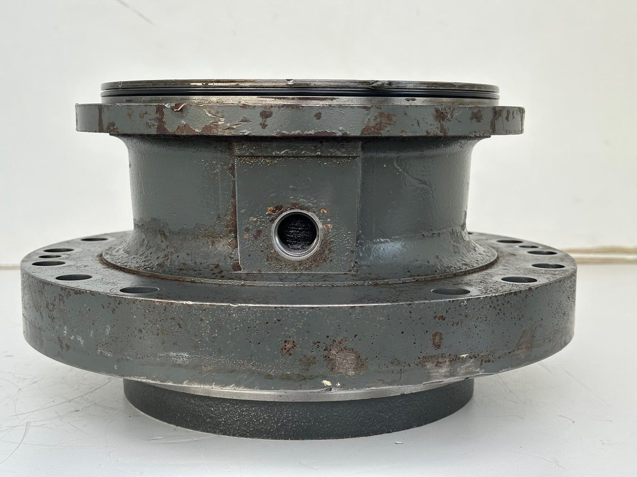 Liebherr Abtriebswellengehäuse ID-Nr.90015650 and Kegelrollenlager ID-Nr.761008503 and Kegelrollenlager ID-Nr.10195527. #BR.GE:10899#1777# - Поворотний редуктор в категорії Гусеничні екскаватори: фото 3 Liebherr Abtriebswellengehäuse ID-Nr.90015650 and Kegelrollenlager ID-Nr.761008503 and Kegelrollenlager ID-Nr.10195527. #BR.GE:10899#1777# - Поворотний редуктор в категорії Гусеничні екскаватори: фото 3