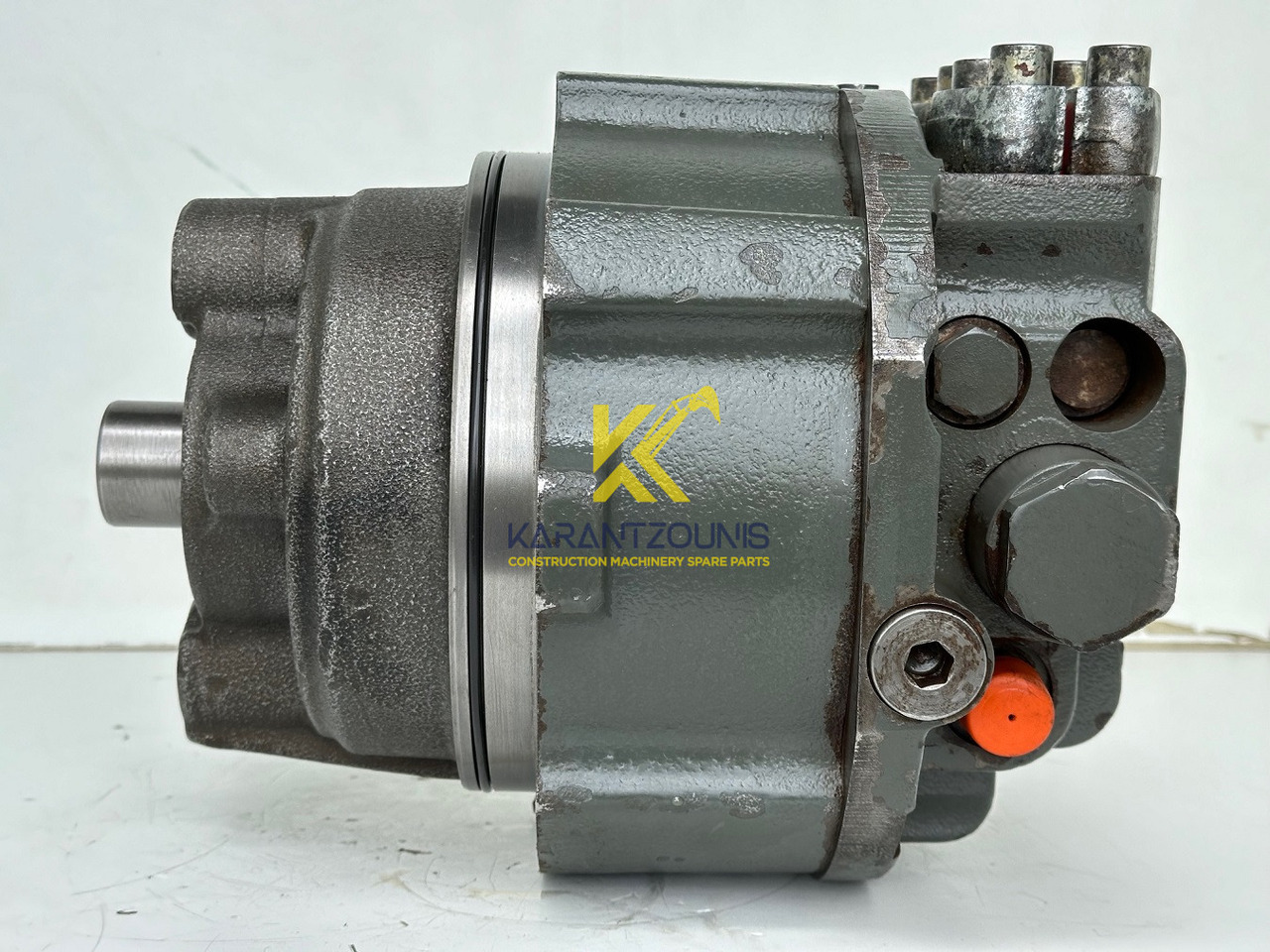 Liebherr Hydraulikeinbaumotor CMVE O 108. ID-Nr.10118562 - ID-Nr.10132610 - ID-Nr.10129048. LOS1916, LOS916, LOS926, R906, R916, R918, R920, R922, R924, R926COMP, R926, R936. #28313# - Гідравлічний мотор в категорії Будівельна техніка: фото 4 Liebherr Hydraulikeinbaumotor CMVE O 108. ID-Nr.10118562 - ID-Nr.10132610 - ID-Nr.10129048. LOS1916, LOS916, LOS926, R906, R916, R918, R920, R922, R924, R926COMP, R926, R936. #28313# - Гідравлічний мотор в категорії Будівельна техніка: фото 4