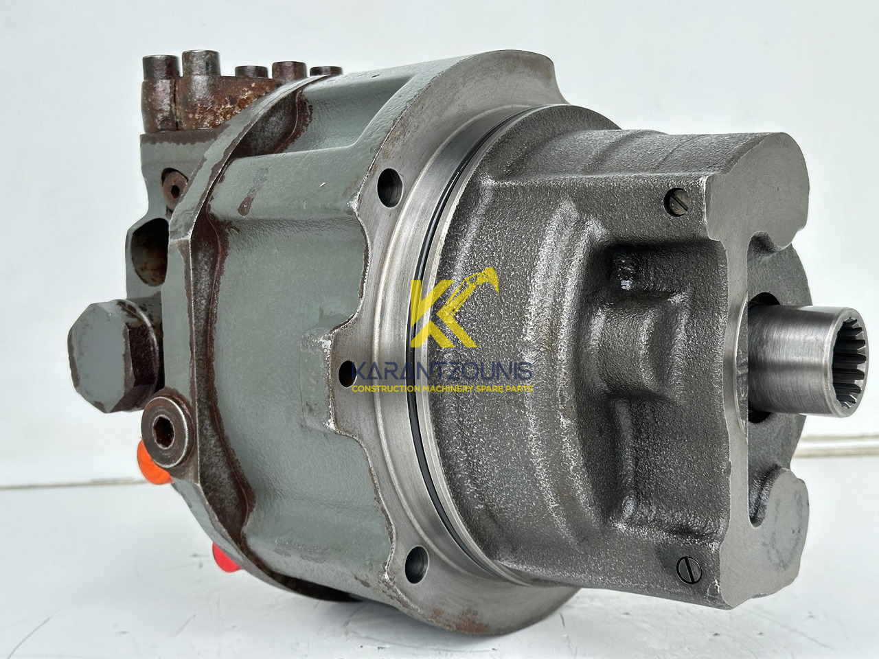 Liebherr Hydraulikeinbaumotor CMVE O 108. ID-Nr.10118562 - ID-Nr.10132610 - ID-Nr.10129048. LOS1916, LOS916, LOS926, R906, R916, R918, R920, R922, R924, R926COMP, R926, R936. #28314# - Гідравлічний мотор в категорії Будівельна техніка: фото 1 Liebherr Hydraulikeinbaumotor CMVE O 108. ID-Nr.10118562 - ID-Nr.10132610 - ID-Nr.10129048. LOS1916, LOS916, LOS926, R906, R916, R918, R920, R922, R924, R926COMP, R926, R936. #28314# - Гідравлічний мотор в категорії Будівельна техніка: фото 1
