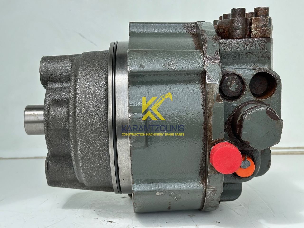 Liebherr Hydraulikeinbaumotor CMVE O 108. ID-Nr.10118562 - ID-Nr.10132610 - ID-Nr.10129048. LOS1916, LOS916, LOS926, R906, R916, R918, R920, R922, R924, R926COMP, R926, R936. #28314# - Гідравлічний мотор в категорії Будівельна техніка: фото 4 Liebherr Hydraulikeinbaumotor CMVE O 108. ID-Nr.10118562 - ID-Nr.10132610 - ID-Nr.10129048. LOS1916, LOS916, LOS926, R906, R916, R918, R920, R922, R924, R926COMP, R926, R936. #28314# - Гідравлічний мотор в категорії Будівельна техніка: фото 4