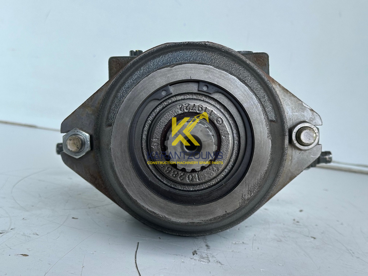 Liebherr Hydraulikeinbaumotor Typ:FMF058, ID-Nr.10122576 - ID-Nr.10145827 - ID-Nr.11371069. LOS1906, P924 COMP , R906, R906 PROTO, R916, R922, R924, R924 COMP, R926 COMP, R926 K LC. #39780# - Гідравлічний мотор в категорії Екскаватори: фото 5 Liebherr Hydraulikeinbaumotor Typ:FMF058, ID-Nr.10122576 - ID-Nr.10145827 - ID-Nr.11371069. LOS1906, P924 COMP , R906, R906 PROTO, R916, R922, R924, R924 COMP, R926 COMP, R926 K LC. #39780# - Гідравлічний мотор в категорії Екскаватори: фото 5