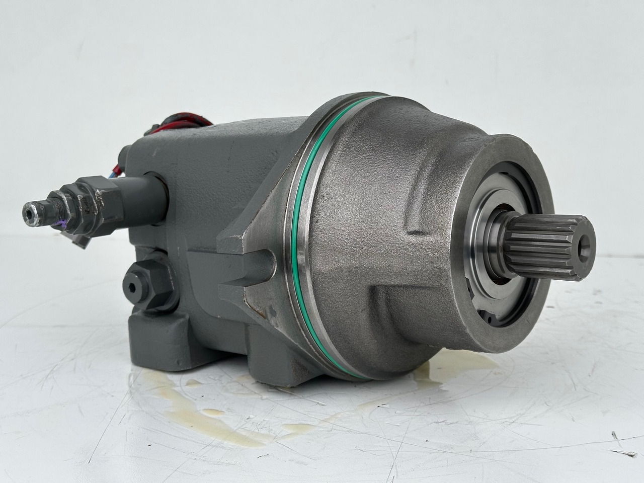 Liebherr Hydraulikeinbaumotor Typ:FMF058. ID-Nr.12483261. SAT275/266. R926 K-LC-1565, R926 K-LC-1827, R930 T-1980. #12483261.00573# - Гідравлічний мотор в категорії Гусеничні екскаватори: фото 4 Liebherr Hydraulikeinbaumotor Typ:FMF058. ID-Nr.12483261. SAT275/266. R926 K-LC-1565, R926 K-LC-1827, R930 T-1980. #12483261.00573# - Гідравлічний мотор в категорії Гусеничні екскаватори: фото 4