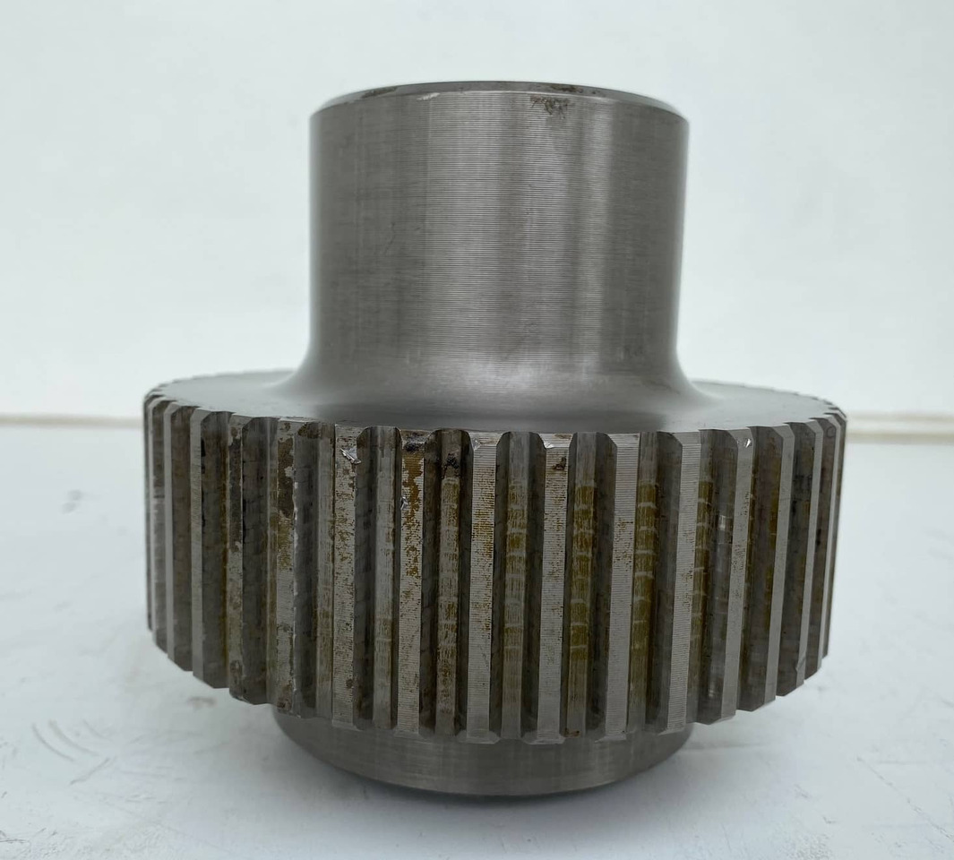 Liebherr Lamellenträger ID-Nr.90203997. FAT400G546. PR71605LGP-1823, PR716LGP-1423, PR716XL-1422. - Бортовий редуктор в категорії Бульдозери: фото 1 Liebherr Lamellenträger ID-Nr.90203997. FAT400G546. PR71605LGP-1823, PR716LGP-1423, PR716XL-1422. - Бортовий редуктор в категорії Бульдозери: фото 1