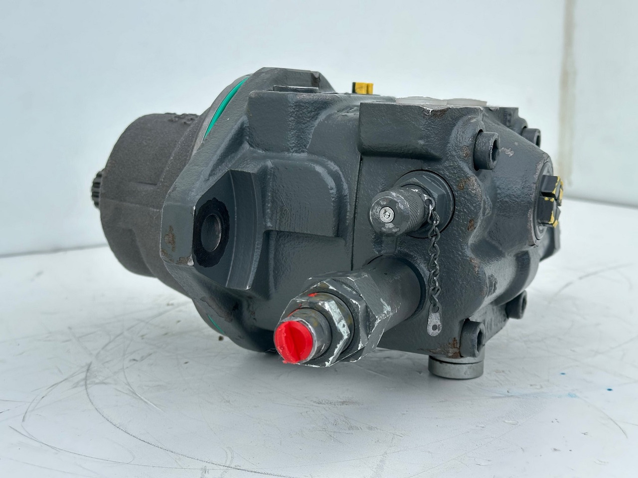 Liebherr Original Hydraulikeinbaumotor FMF045. ID-Nr.12464105. SAT250/287. LH18M, LH22C, LH22M, LH24M, LH26EC, LH26EM, LH26M. #12464105.0854# - Поворотний редуктор в категорії Будівельна техніка: фото 5 Liebherr Original Hydraulikeinbaumotor FMF045. ID-Nr.12464105. SAT250/287. LH18M, LH22C, LH22M, LH24M, LH26EC, LH26EM, LH26M. #12464105.0854# - Поворотний редуктор в категорії Будівельна техніка: фото 5