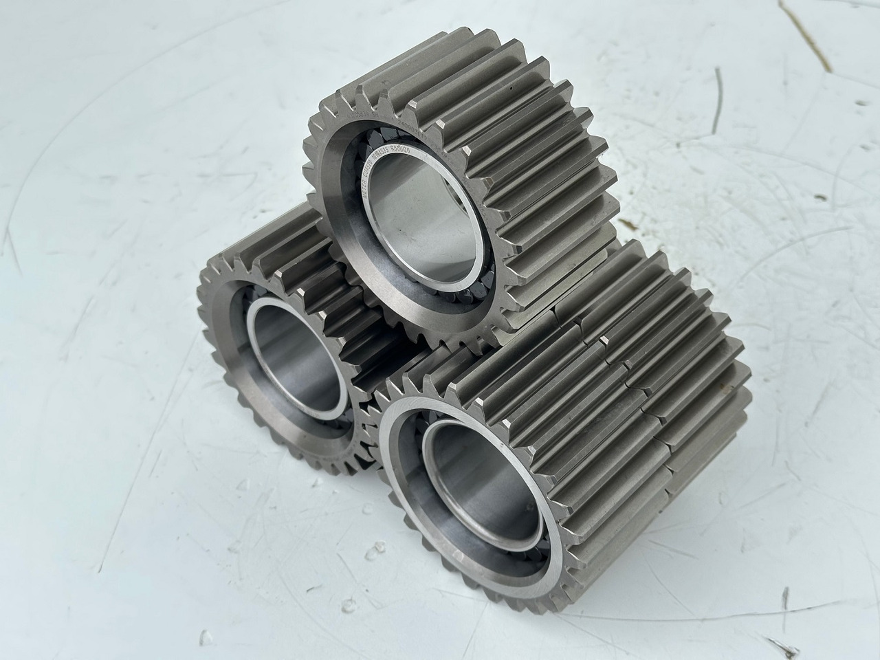 Liebherr Planetenrad ID-Nr.90205840. FAT350P126 - FAT350P138. R920 - R922 - R924 - R925 - R926 - R930 T. #90205840.22.05.02# - Бортовий редуктор в категорії Гусеничні екскаватори: фото 2 Liebherr Planetenrad ID-Nr.90205840. FAT350P126 - FAT350P138. R920 - R922 - R924 - R925 - R926 - R930 T. #90205840.22.05.02# - Бортовий редуктор в категорії Гусеничні екскаватори: фото 2