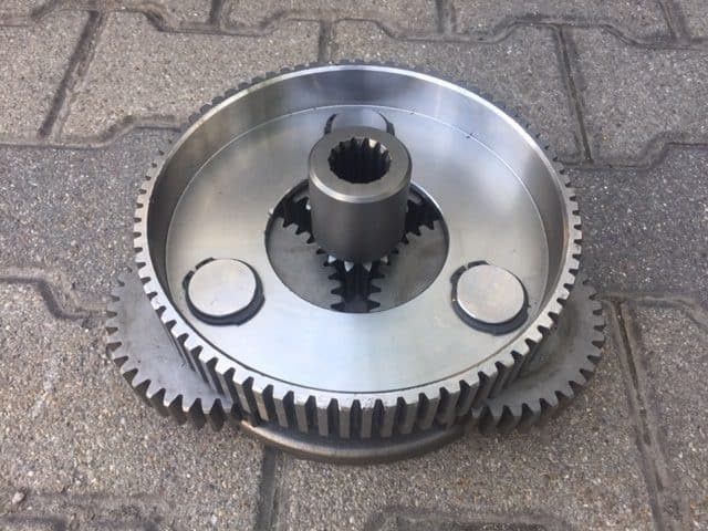Liebherr Planetenträger ID-Nr.90006547 mit Planetenrad ID-Nr.90006548 und Lamellenträger ID-Nr.90006550 - Sonnenrad ID-Nr.90016874. #SET.01# - Поворотний редуктор в категорії Будівельна техніка: фото 1 Liebherr Planetenträger ID-Nr.90006547 mit Planetenrad ID-Nr.90006548 und Lamellenträger ID-Nr.90006550 - Sonnenrad ID-Nr.90016874. #SET.01# - Поворотний редуктор в категорії Будівельна техніка: фото 1