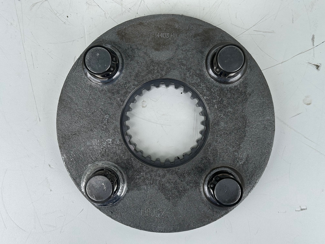 Liebherr Planetenträger ID-Nr.90214403. SAT275A290. R922 LC-1486. R924 LC-1487. #90214403.HO.925# - Поворотний редуктор в категорії Будівельна техніка: фото 3 Liebherr Planetenträger ID-Nr.90214403. SAT275A290. R922 LC-1486. R924 LC-1487. #90214403.HO.925# - Поворотний редуктор в категорії Будівельна техніка: фото 3