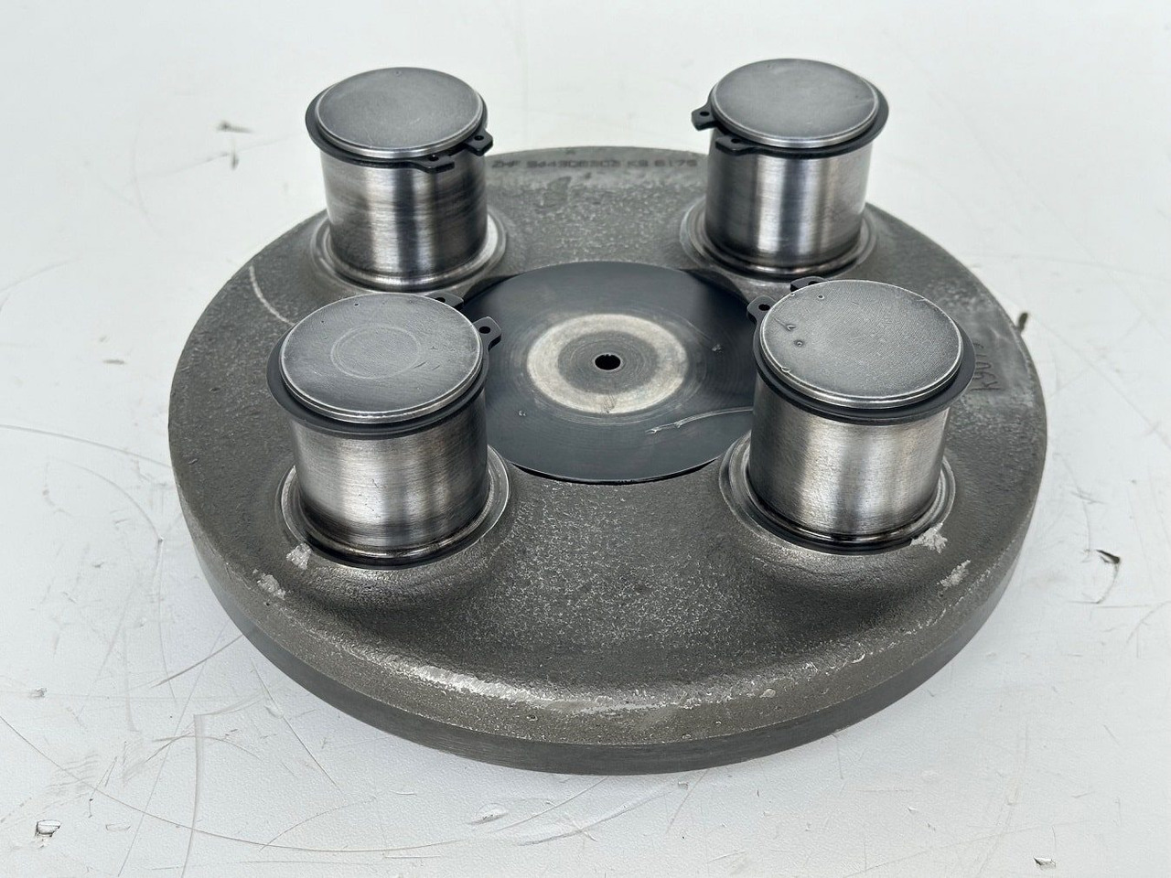 Liebherr Planetenträger ID-Nr.944306303 - ID-Nr.9443063. A924, A934, LH30, LH35, R906, R916, R922, R924, R926, R932, R934, R944. #k9079# - Коробка передач в категорії Будівельна техніка: фото 2 Liebherr Planetenträger ID-Nr.944306303 - ID-Nr.9443063. A924, A934, LH30, LH35, R906, R916, R922, R924, R926, R932, R934, R944. #k9079# - Коробка передач в категорії Будівельна техніка: фото 2