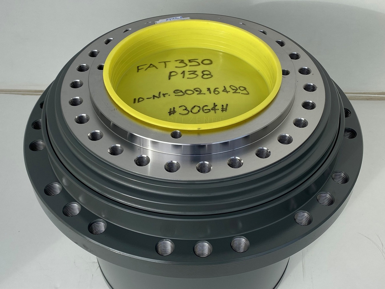 Original Liebherr Fahrantrieb Typ: FAT350P138 mit ID-Nr.90216427 - ID-Nr.90216428 - ID-Nr.90216429.  LO1926, LOS926, R922, R924, R926, R930.  #90216428.3064# - Бортовий редуктор в категорії Будівельна техніка: фото 4 Original Liebherr Fahrantrieb Typ: FAT350P138 mit ID-Nr.90216427 - ID-Nr.90216428 - ID-Nr.90216429.  LO1926, LOS926, R922, R924, R926, R930.  #90216428.3064# - Бортовий редуктор в категорії Будівельна техніка: фото 4