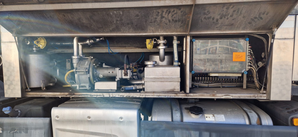 Вантажівка цистерна MAN TGS 26.420 6x2  (Nr. 6045): фото 7