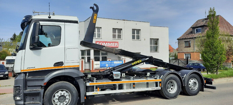 Mercedes-Benz Actros 2542 KING HZ-20R - Гаковий мультиліфт вантажівка: фото 4 Mercedes-Benz Actros 2542 KING HZ-20R - Гаковий мультиліфт вантажівка: фото 4