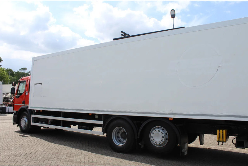 Renault D * WIDE 26 * CARRIER * 6X2 LIFT * - Рефрижератор вантажівка: фото 3 Renault D * WIDE 26 * CARRIER * 6X2 LIFT * - Рефрижератор вантажівка: фото 3
