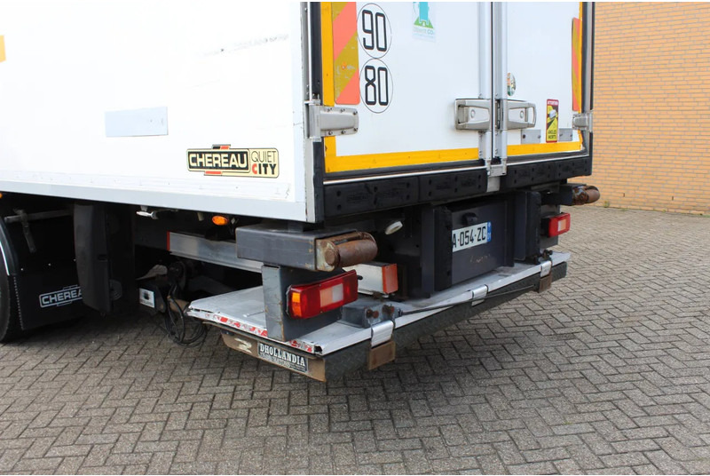 Volvo FM 330 * EURO5 * CARRIER SUPRA SILENT MT * - Рефрижератор вантажівка: фото 4 Volvo FM 330 * EURO5 * CARRIER SUPRA SILENT MT * - Рефрижератор вантажівка: фото 4