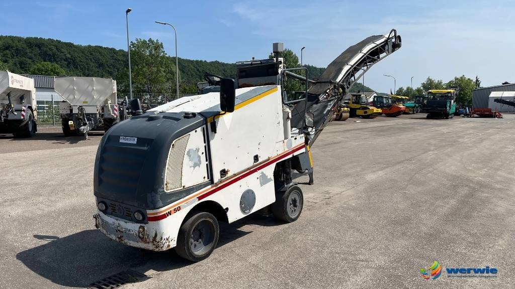 Wirtgen W50 - Дорожня фреза: фото 5 Wirtgen W50 - Дорожня фреза: фото 5
