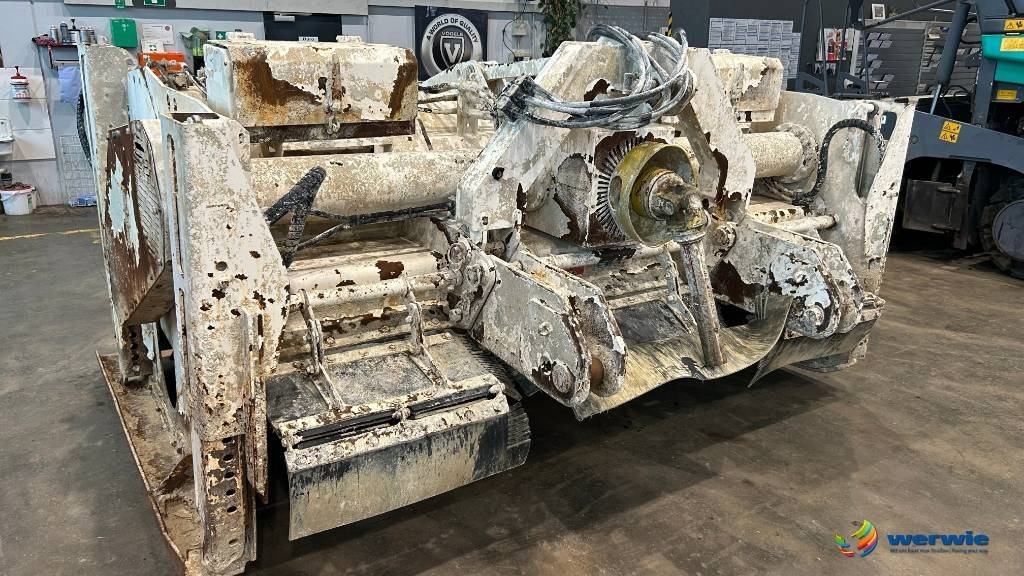 Wirtgen WS 250 - Асфальтоукладальна машина: фото 4 Wirtgen WS 250 - Асфальтоукладальна машина: фото 4