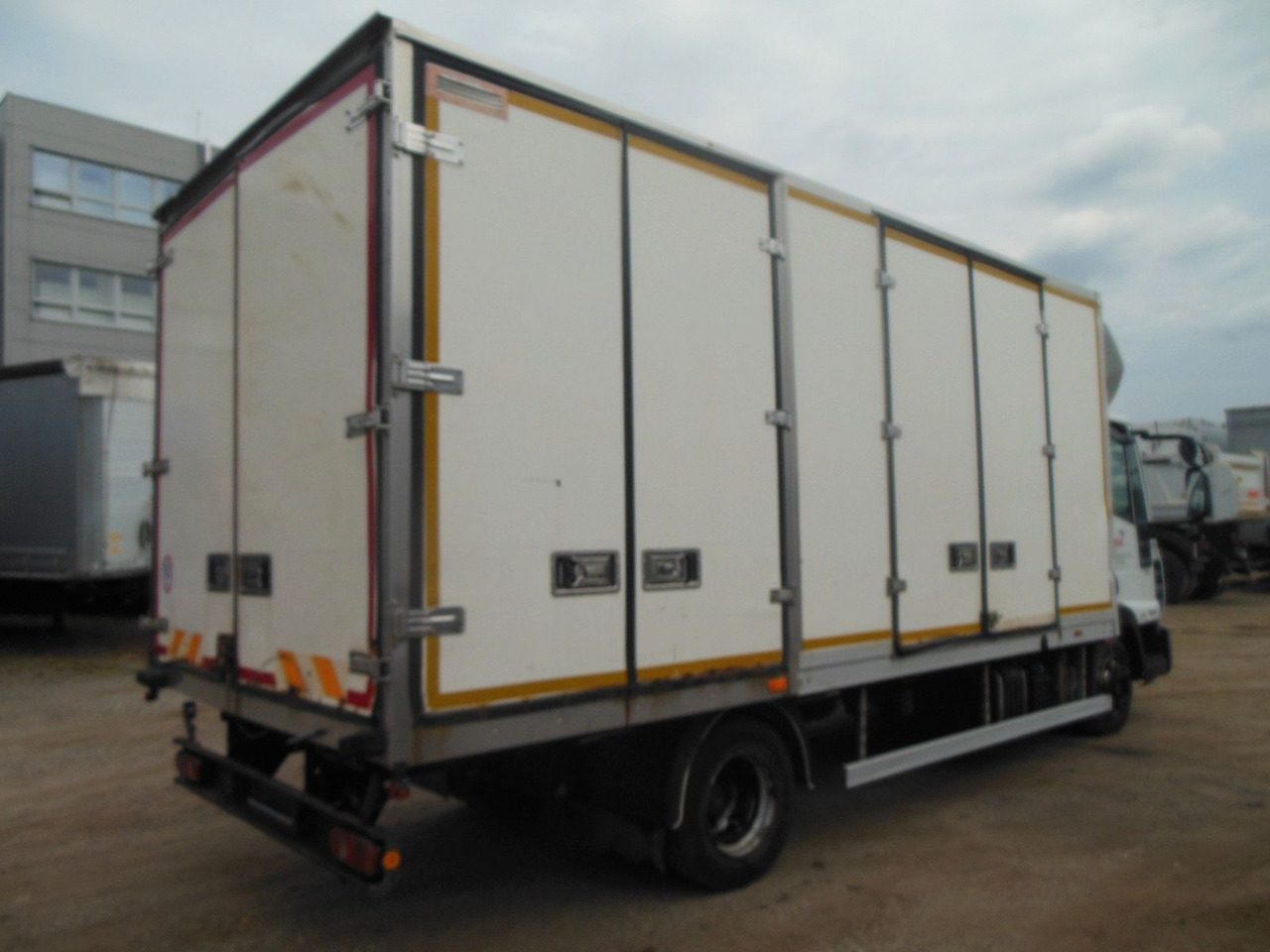 Iveco EUROCARGO 75E14 - Фургон з закритим кузовом: фото 3 Iveco EUROCARGO 75E14 - Фургон з закритим кузовом: фото 3