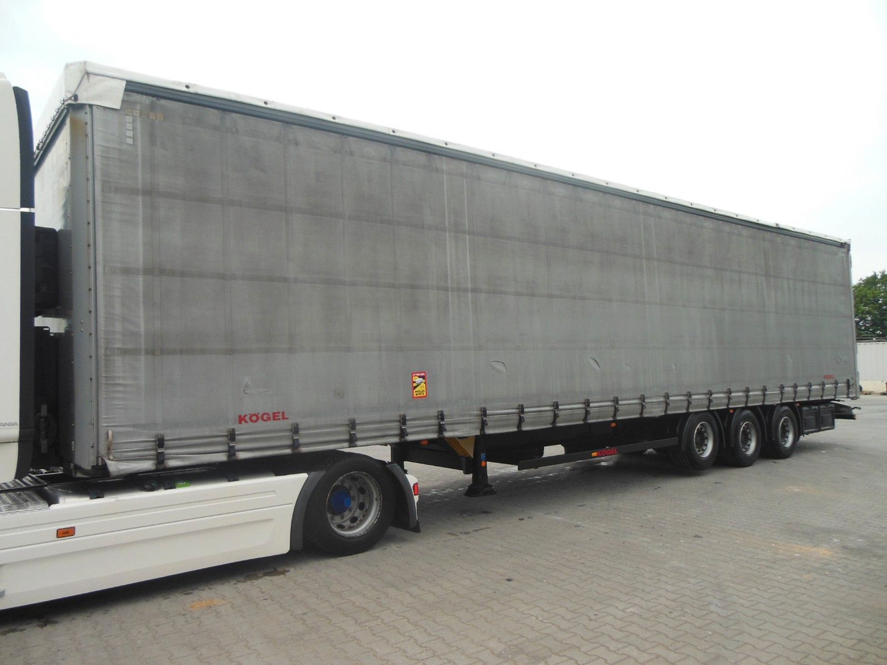 Kögel SN 24, LOWDECK, LIFTACHSE, SAF - Тентований напівпричіп: фото 2 Kögel SN 24, LOWDECK, LIFTACHSE, SAF - Тентований напівпричіп: фото 2