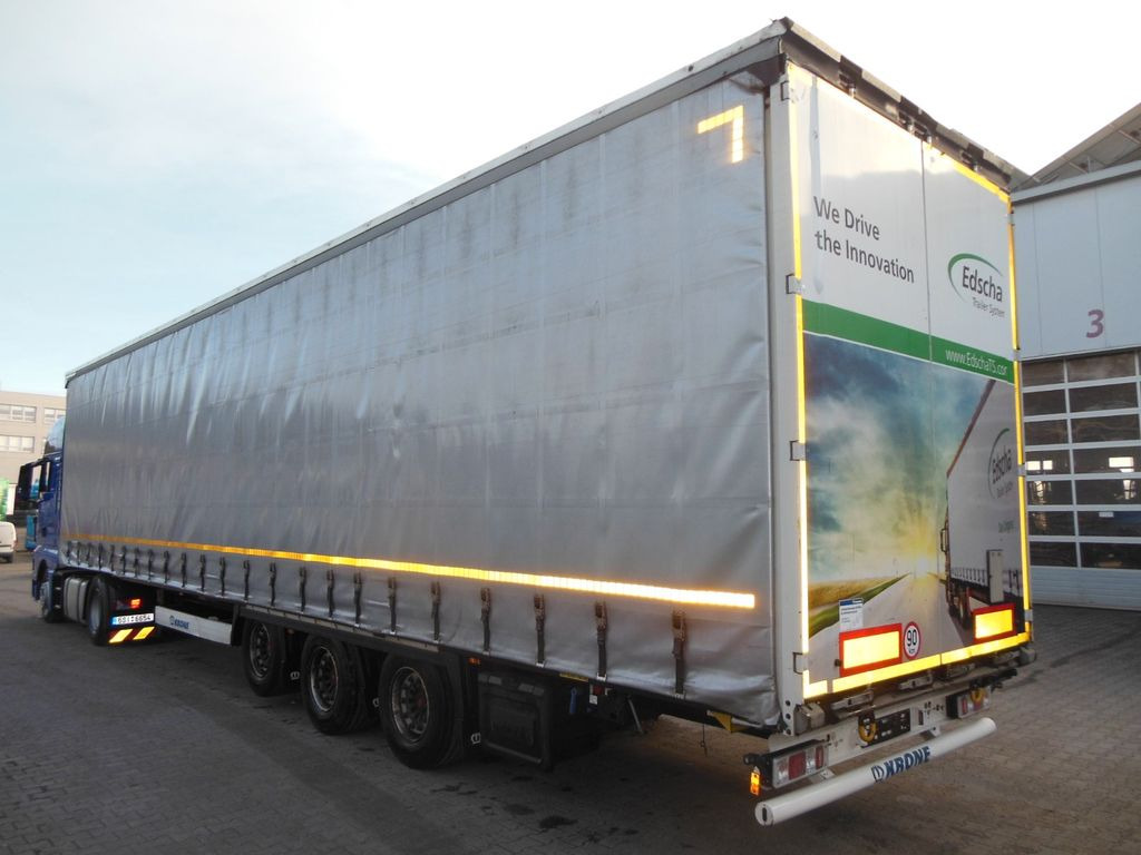 Krone SD MEGA LINER, LOWDECK, LIFT ACHSE - Тентований напівпричіп: фото 4 Krone SD MEGA LINER, LOWDECK, LIFT ACHSE - Тентований напівпричіп: фото 4