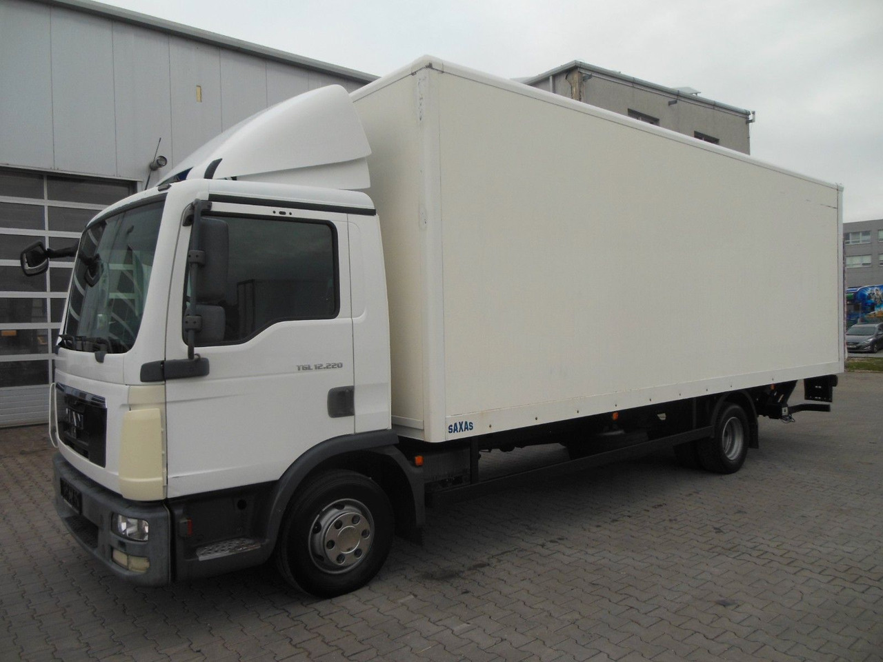 MAN TGL 12.220 BB, D-HOLLANDIA - Вантажівка з закритим кузовом: фото 1 MAN TGL 12.220 BB, D-HOLLANDIA - Вантажівка з закритим кузовом: фото 1