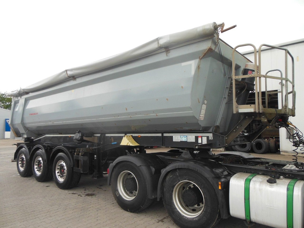 Schwarzmüller KIS 3/E, 29M3, SAF, GESAMTGEWICHT 44.000 KG! - Самоскид напівпричіп: фото 2 Schwarzmüller KIS 3/E, 29M3, SAF, GESAMTGEWICHT 44.000 KG! - Самоскид напівпричіп: фото 2