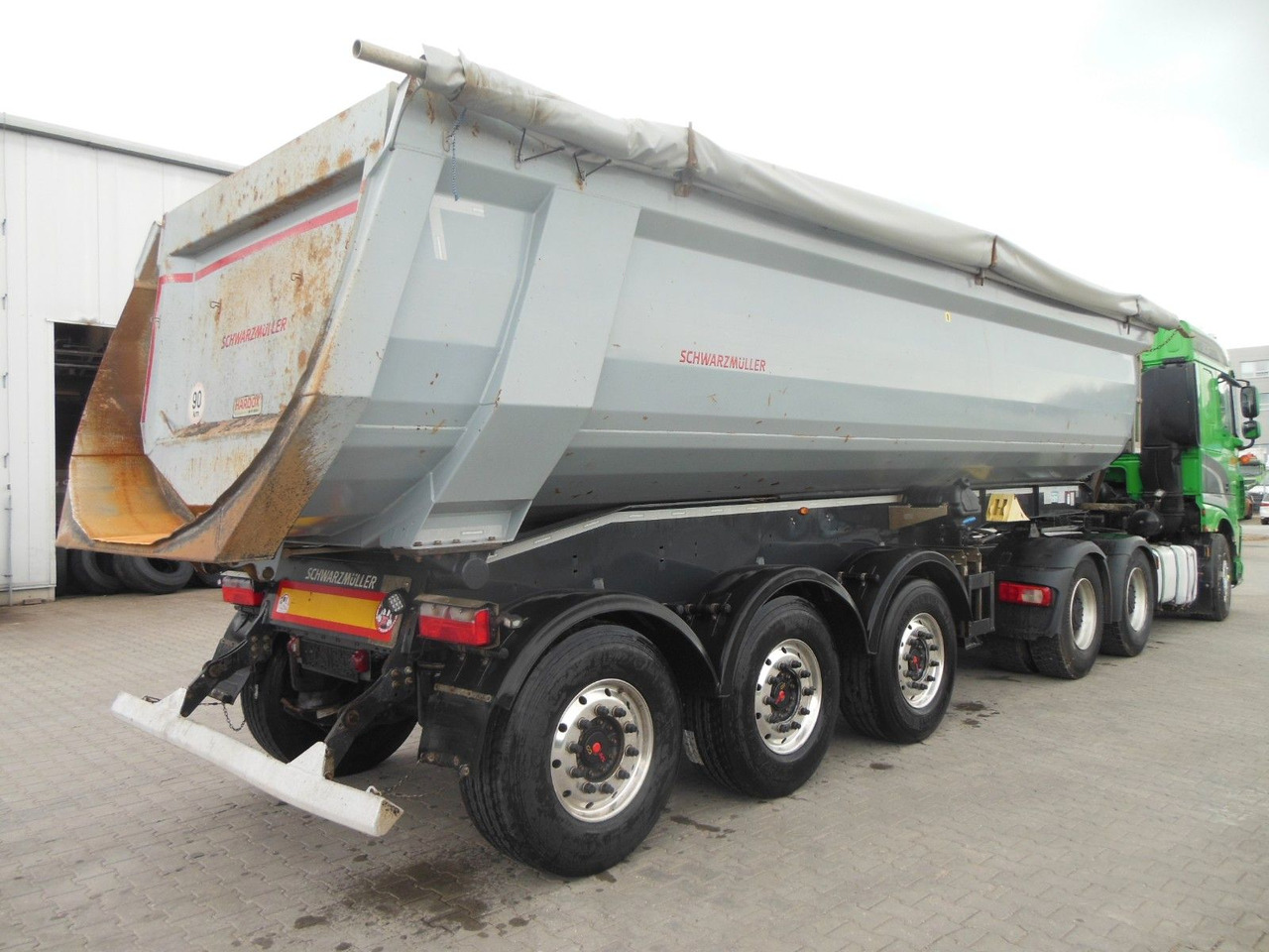 Schwarzmüller KIS 3/E, 29M3, SAF, GESAMTGEWICHT 44.000 KG! - Самоскид напівпричіп: фото 3 Schwarzmüller KIS 3/E, 29M3, SAF, GESAMTGEWICHT 44.000 KG! - Самоскид напівпричіп: фото 3