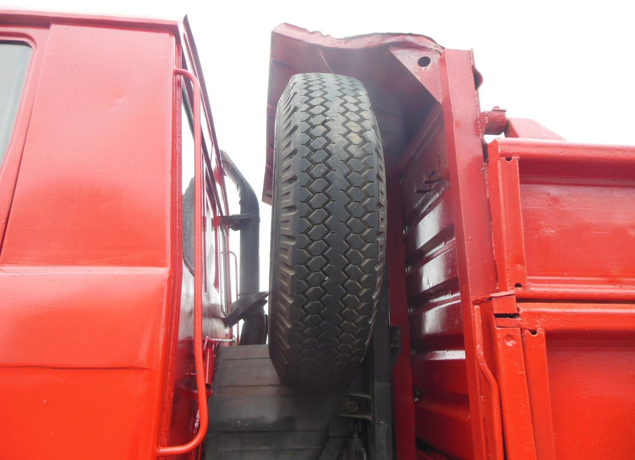 Самоскид вантажівка Tatra T 815, 6x6: фото 9