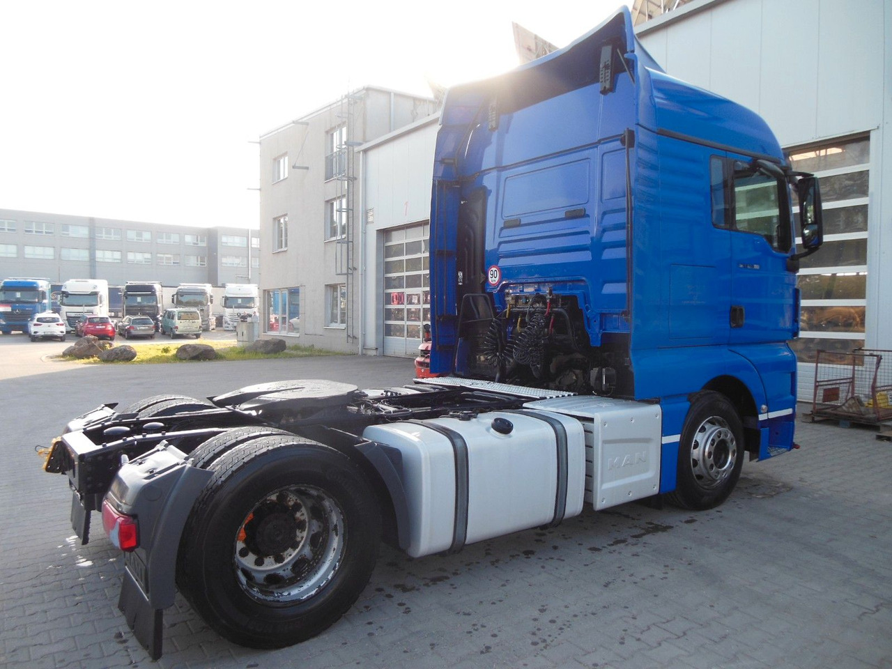 MAN TGX 18.480 BLS, MANUELL, STANDART - Тягач: фото 3 MAN TGX 18.480 BLS, MANUELL, STANDART - Тягач: фото 3