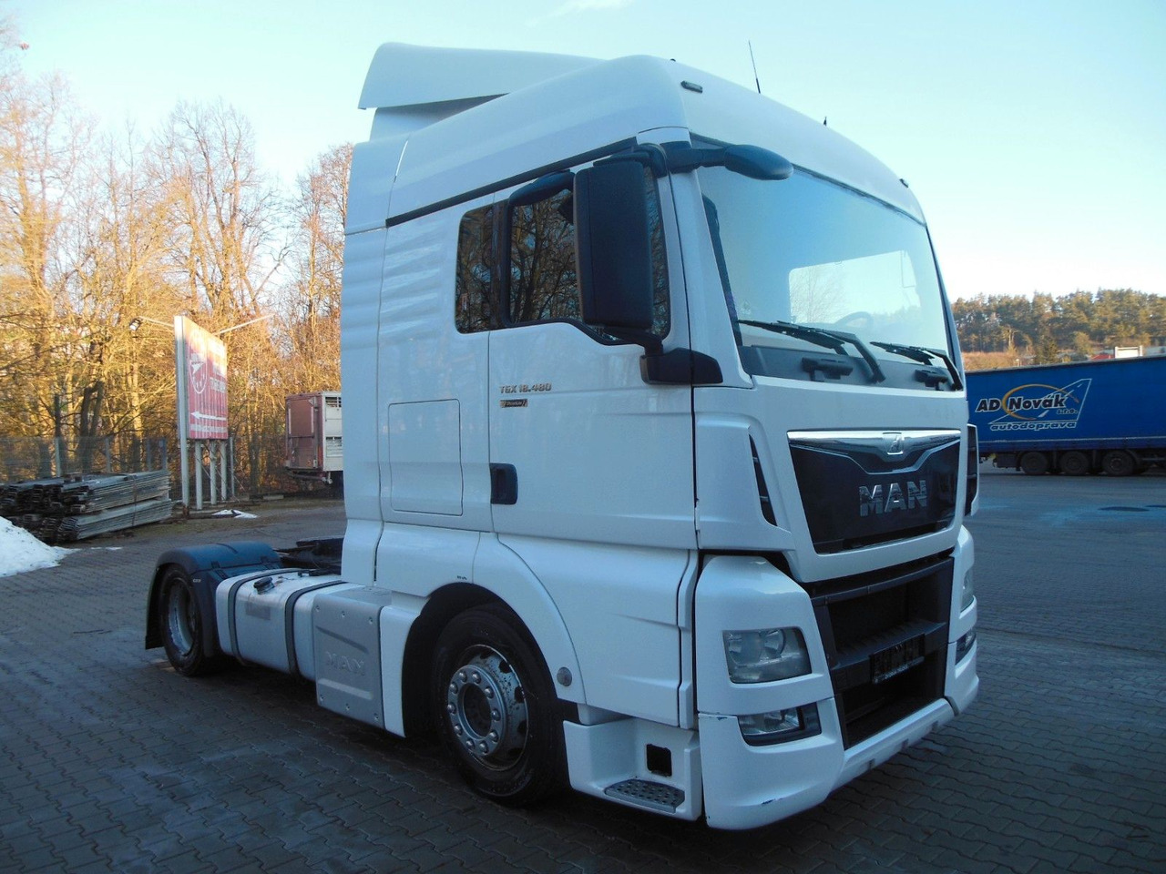 MAN TGX 18.480 LLS-U, LOWDECK + KRONE MEGA MAN TGX 18.480 LLS-U, LOWDECK - Тягач: фото 2 MAN TGX 18.480 LLS-U, LOWDECK + KRONE MEGA MAN TGX 18.480 LLS-U, LOWDECK - Тягач: фото 2