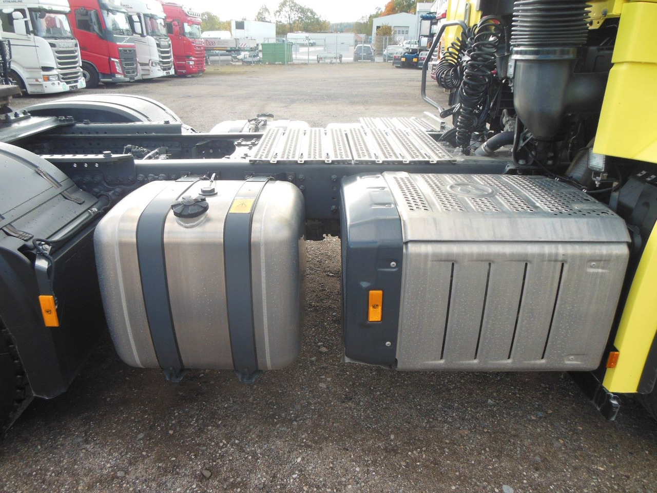 Тягач Mercedes-Benz ACTROS 3353, 6X4, 120.000 KG, TRK, 4 STÜCKS,: фото 10 Тягач Mercedes-Benz ACTROS 3353, 6X4, 120.000 KG, TRK, 4 STÜCKS,: фото 10