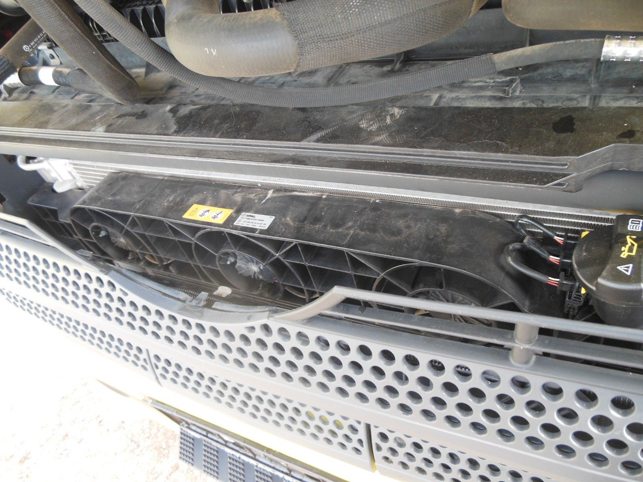 Тягач Mercedes-Benz ACTROS 3353, 6X4, 120.000 KG, TRK, 4 STÜCKS,: фото 24 Тягач Mercedes-Benz ACTROS 3353, 6X4, 120.000 KG, TRK, 4 STÜCKS,: фото 24