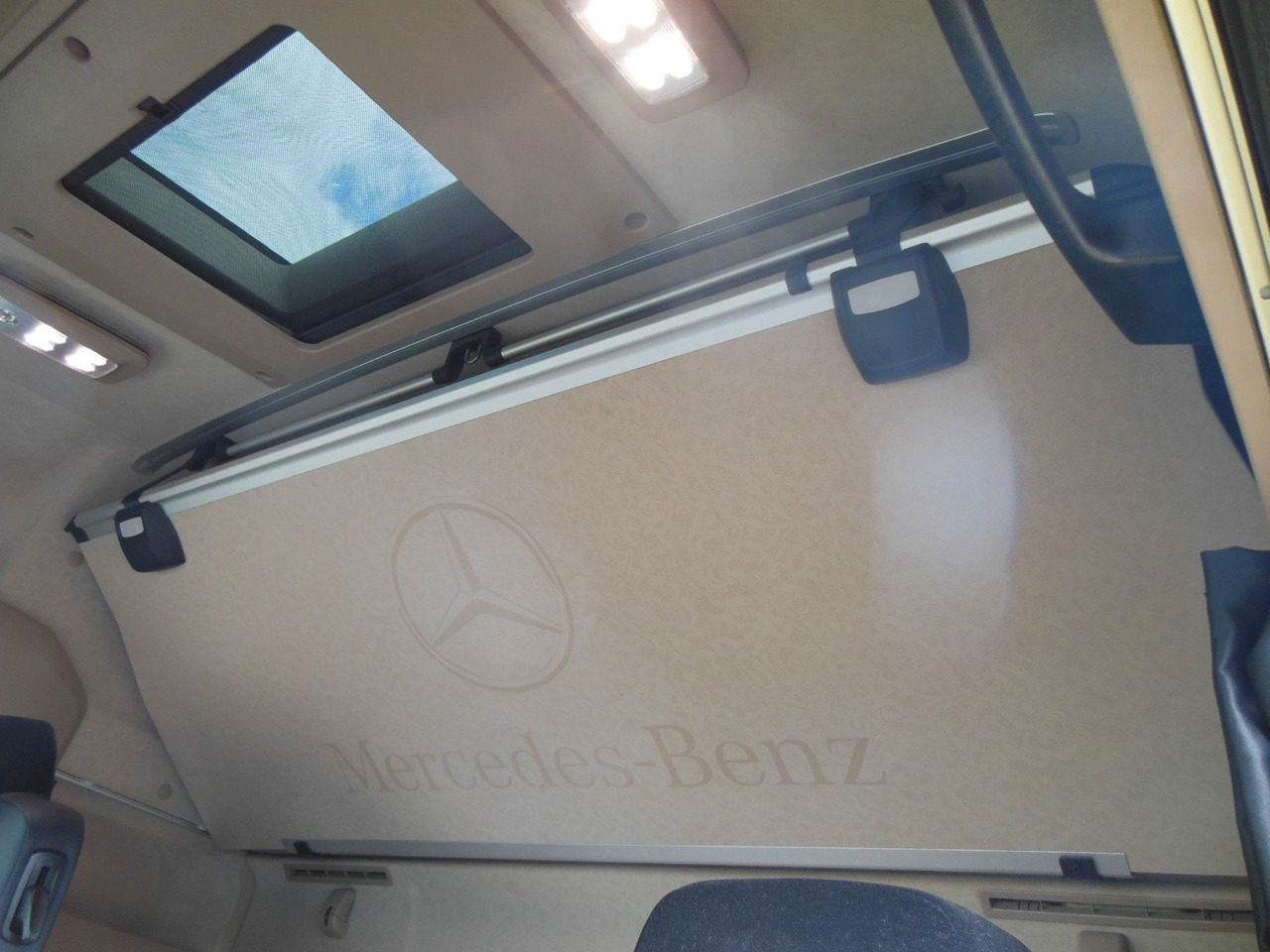 Тягач Mercedes-Benz ACTROS 3353, 6X4, 120.000 KG, TRK, 4 STÜCKS,: фото 14 Тягач Mercedes-Benz ACTROS 3353, 6X4, 120.000 KG, TRK, 4 STÜCKS,: фото 14