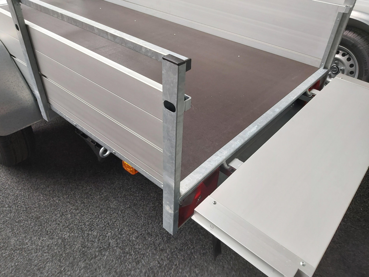 Anssems Kastenanhänger BSX 1350 251x130x45cm (S) 1350kg Modell 2024 - Причеп для легкових автомобілів: фото 5 Anssems Kastenanhänger BSX 1350 251x130x45cm (S) 1350kg Modell 2024 - Причеп для легкових автомобілів: фото 5