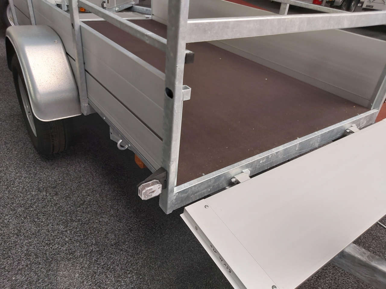 Anssems Kastenanhänger BSX 1350 251x130x45cm (S) 1350kg Modell 2024 - Причеп для легкових автомобілів: фото 3 Anssems Kastenanhänger BSX 1350 251x130x45cm (S) 1350kg Modell 2024 - Причеп для легкових автомобілів: фото 3