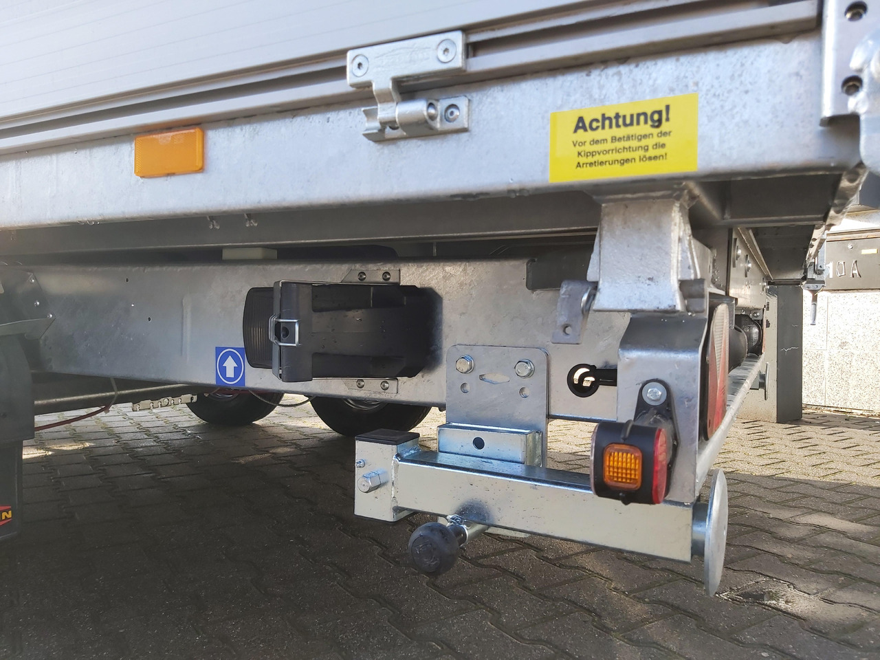 Böckmann Kipper DK AL 4121/35 Profi Elektrisch + NHP (XL) 3500kg Modell 2022 - Самоскид причіп: фото 3 Böckmann Kipper DK AL 4121/35 Profi Elektrisch + NHP (XL) 3500kg Modell 2022 - Самоскид причіп: фото 3