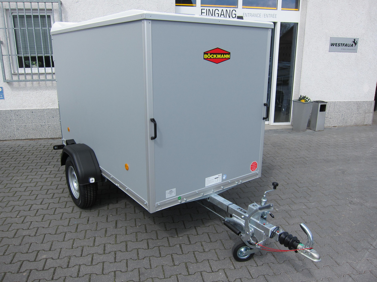 Böckmann Koffer KT 2513/135 251x130x152cm grau (S) 1350kg AKTION Modell 24 - Закритий кузов причіп: фото 3 Böckmann Koffer KT 2513/135 251x130x152cm grau (S) 1350kg AKTION Modell 24 - Закритий кузов причіп: фото 3