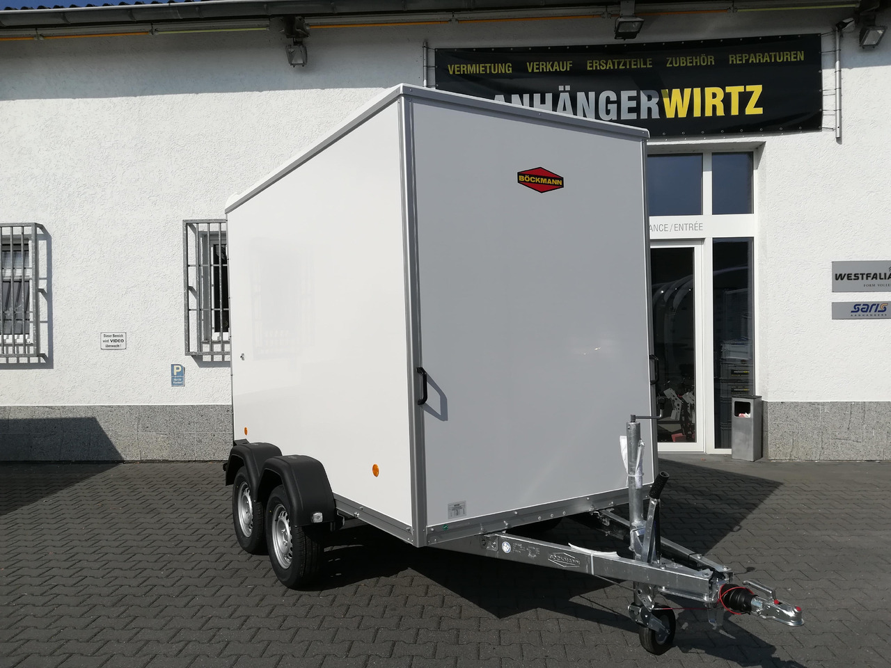 Böckmann Koffer KT 3015/20 H weiß glatt 301x150x202cm (M) 2000kg Modell 2023 - Закритий кузов причіп: фото 3 Böckmann Koffer KT 3015/20 H weiß glatt 301x150x202cm (M) 2000kg Modell 2023 - Закритий кузов причіп: фото 3