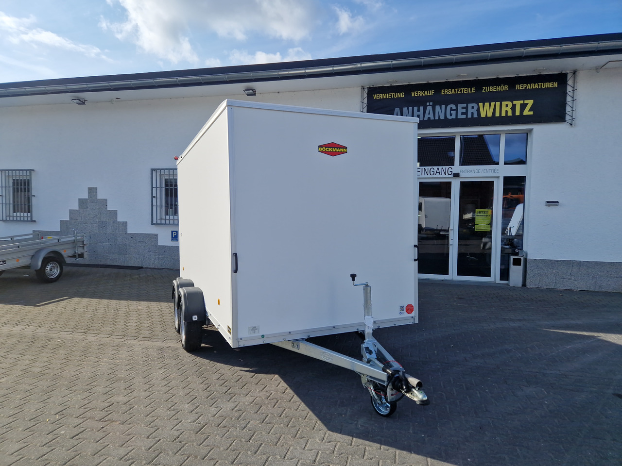 Böckmann Koffer KT 4018/27 H weiß 400x185x202cm (XL) 2700kg Modell 2024 - Закритий кузов причіп: фото 4 Böckmann Koffer KT 4018/27 H weiß 400x185x202cm (XL) 2700kg Modell 2024 - Закритий кузов причіп: фото 4