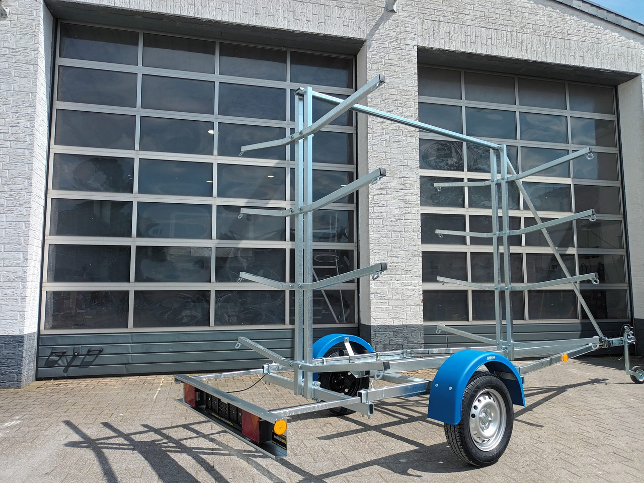 Bootsanhänger Boattrailer Neptun NAVY N7-17 KY Kanu Kajak SUP Board Gestell 750kg Modell 2024 - Причіп для човна: фото 5 Bootsanhänger Boattrailer Neptun NAVY N7-17 KY Kanu Kajak SUP Board Gestell 750kg Modell 2024 - Причіп для човна: фото 5