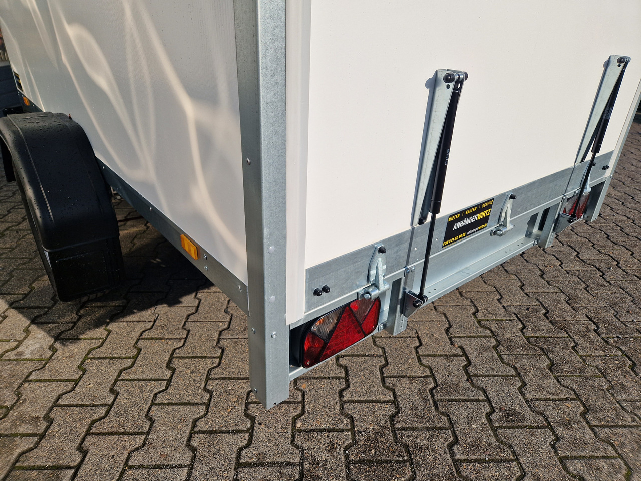 Закритий кузов причіп Brenderup Cargo Dynamic CD260 B R 260x153x150cm niedrig Heckrampe Wabenwände (S) 1300kg: фото 8