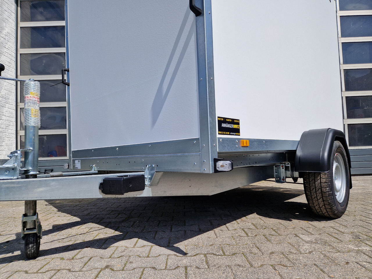 Закритий кузов причіп Brenderup Cargo Dynamic CD260 BD R 260x150x185 Heckrampe Wabenwände (S) 1300kg: фото 9
