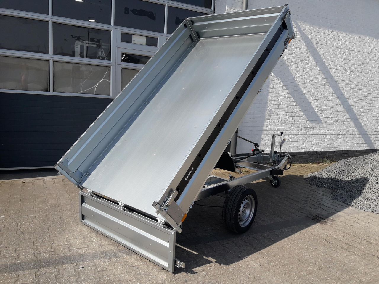 Brenderup Kipper BT 4260 SB 259x143x35cm Stahlwände Stahlboden (S) 1800kg - Самоскид причіп: фото 3 Brenderup Kipper BT 4260 SB 259x143x35cm Stahlwände Stahlboden (S) 1800kg - Самоскид причіп: фото 3