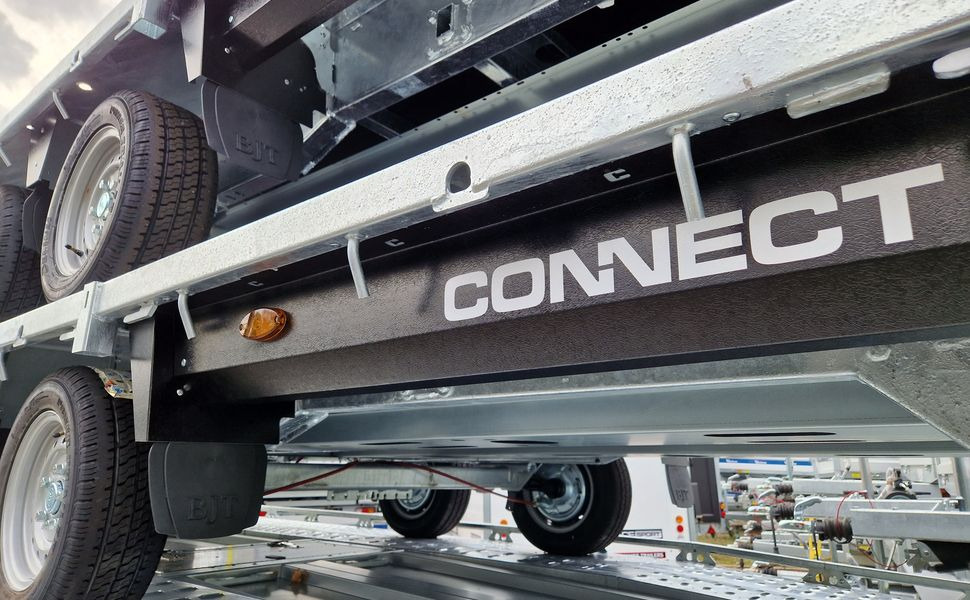Brian James Trailer Connect 550x229cm blackline plattform Tandem 12" 3500kg (XXL) - Бортовий причіп/ Платформа: фото 1 Brian James Trailer Connect 550x229cm blackline plattform Tandem 12" 3500kg (XXL) - Бортовий причіп/ Платформа: фото 1