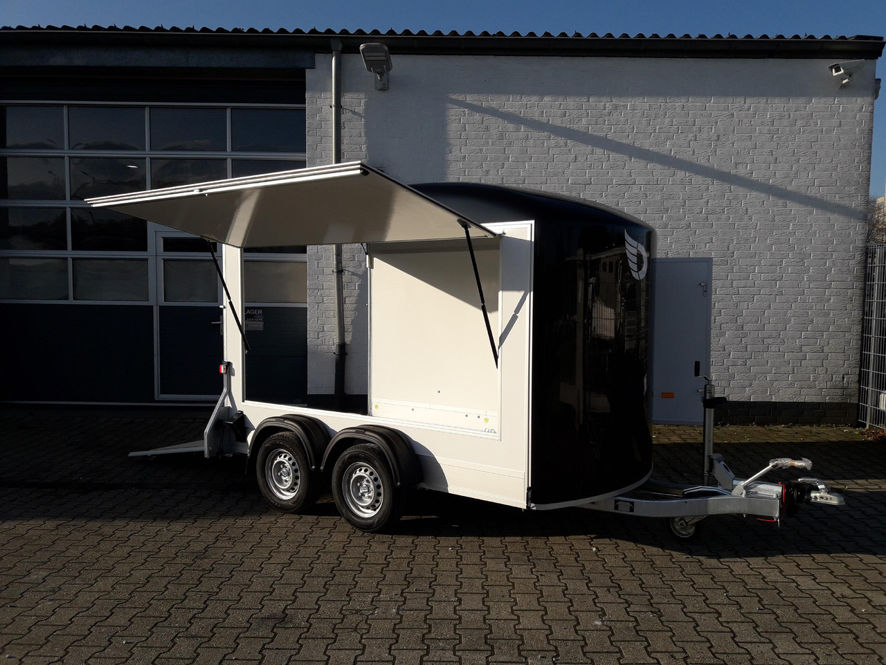 Cargo Roadster 500 312x167x199cm Sandwich Poly schwarz Seitenklappe Seitentür Pullman 100 km/H - Торговий причіп: фото 2 Cargo Roadster 500 312x167x199cm Sandwich Poly schwarz Seitenklappe Seitentür Pullman 100 km/H - Торговий причіп: фото 2