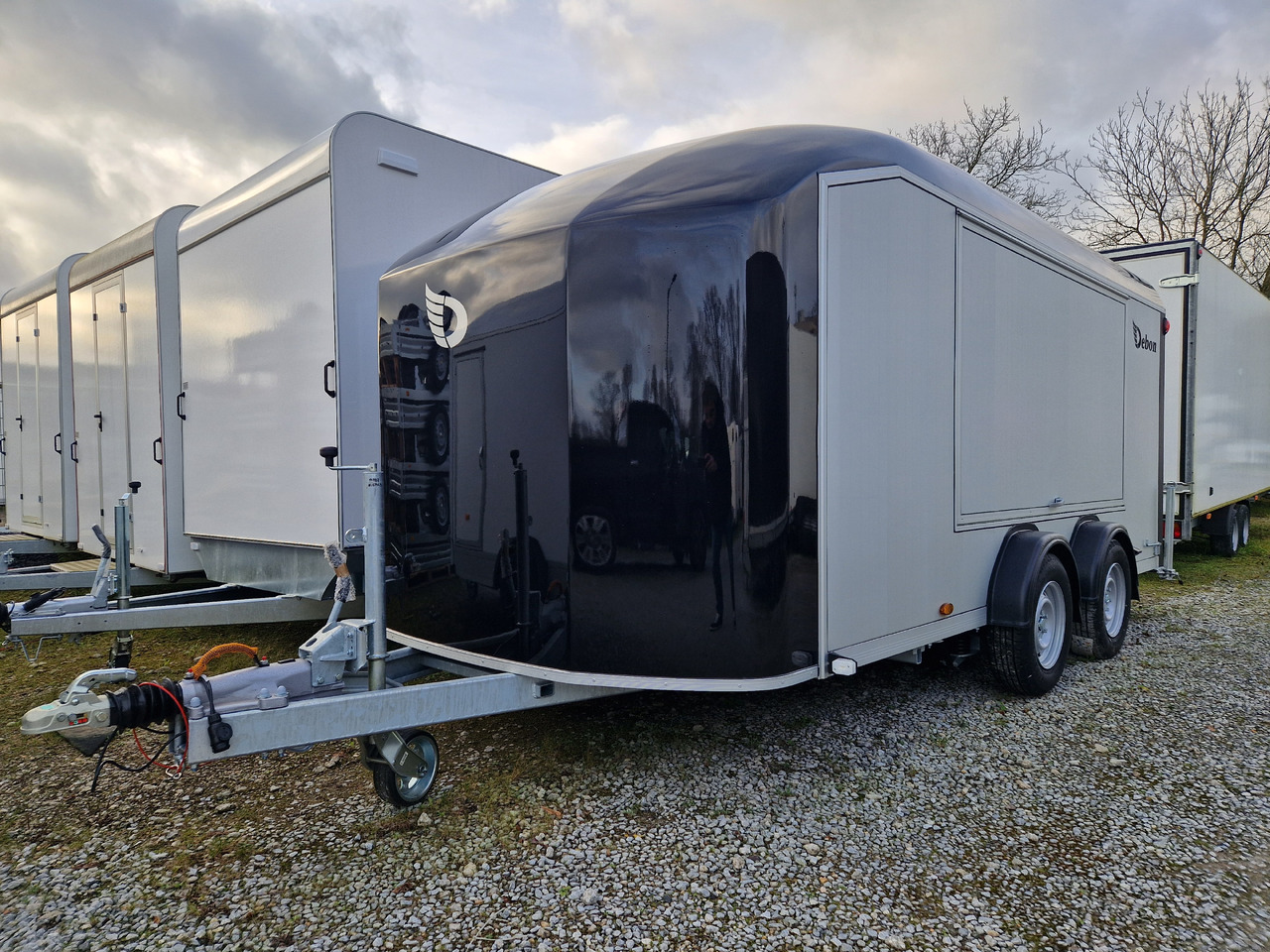 Cargo Roadster 900 500x200x206cm Alu Seitentür Seitenklappe links 3500kg Pullman - Торговий причіп: фото 3 Cargo Roadster 900 500x200x206cm Alu Seitentür Seitenklappe links 3500kg Pullman - Торговий причіп: фото 3