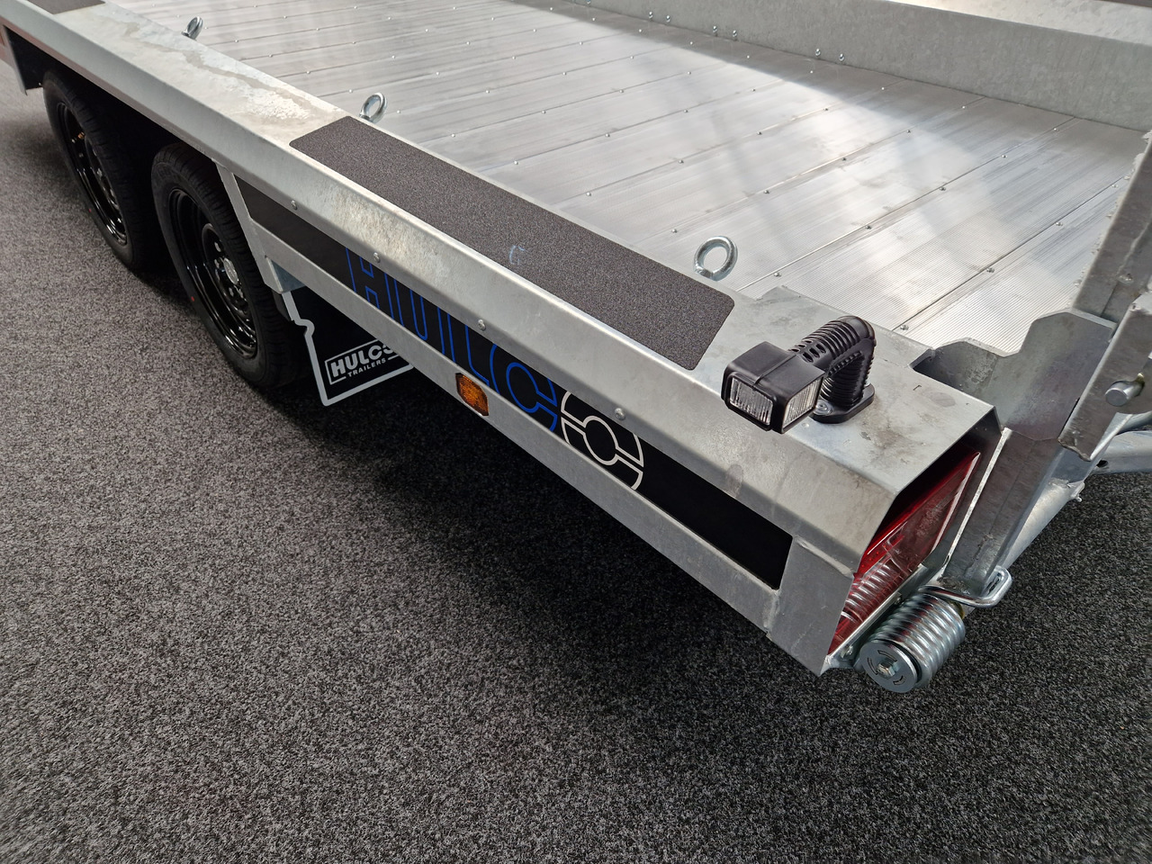 HULCO TERRAX-2 Go Getter Aluboden 394x180x27cm Ladeklamppe 150cm LED 3500kg - Причіп для перевезення спецтехніки: фото 3 HULCO TERRAX-2 Go Getter Aluboden 394x180x27cm Ladeklamppe 150cm LED 3500kg - Причіп для перевезення спецтехніки: фото 3