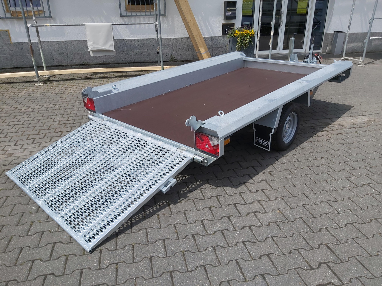 HULCO TERRAX Basic 294x150x27cm Heckrampe 100cm (M) 12" 1800kg - Причіп для перевезення спецтехніки: фото 1 HULCO TERRAX Basic 294x150x27cm Heckrampe 100cm (M) 12" 1800kg - Причіп для перевезення спецтехніки: фото 1